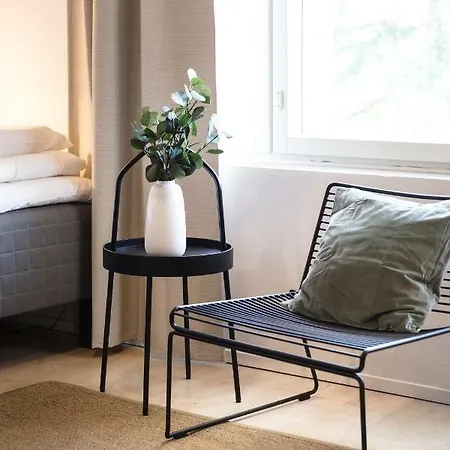 Spot Uusmaeki شقة إسبو